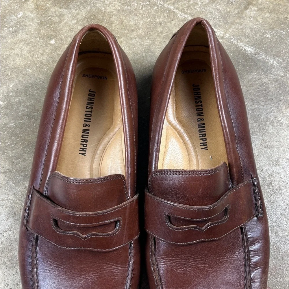 Johnston and Murphy Brown Leather Loafers Size: 8